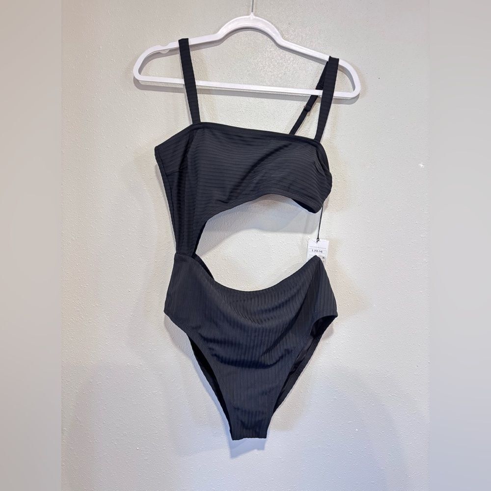 NEW Shade & Shore Swimwear One Piece Medium Coverage Ribbed Black size L (12-14)